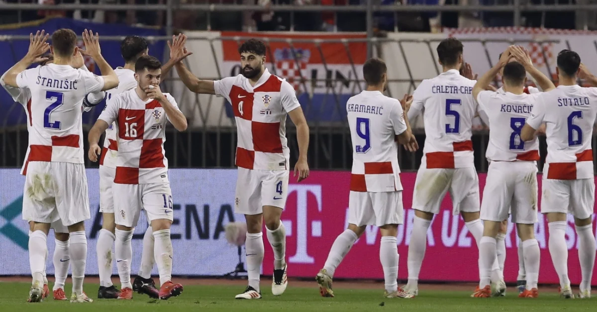 麥凱恩與馬,克西攝影瞬,展現關鍵時,足彩,体彩,彩票,体育彩票,足球彩票,彩票合买,乐发彩票